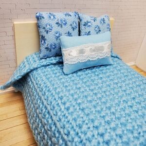 Miniature Dollhouse Crochet Baby Blue Blanket Bed Set 1:12 Scale